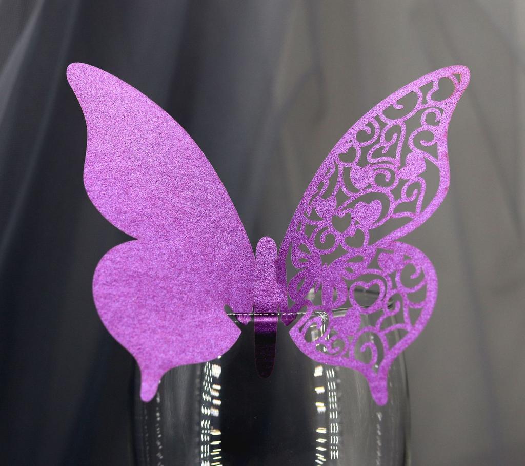 Hochwertige 50 Stück Tischkartenhalter Schmetterling Sitzkarten Hohlgeschnitten Weinkelch Dekoration Premium Hochzeitsfeier Zubehör