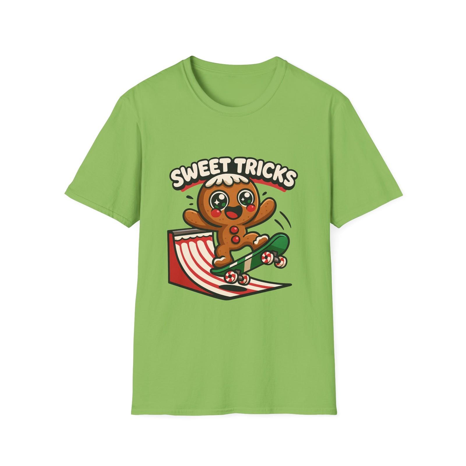 Unisex Softstyle T-Shirt Mens Womens Tees Top Chibi Gingerbread Man Skateboard Holiday Christmas 2XL