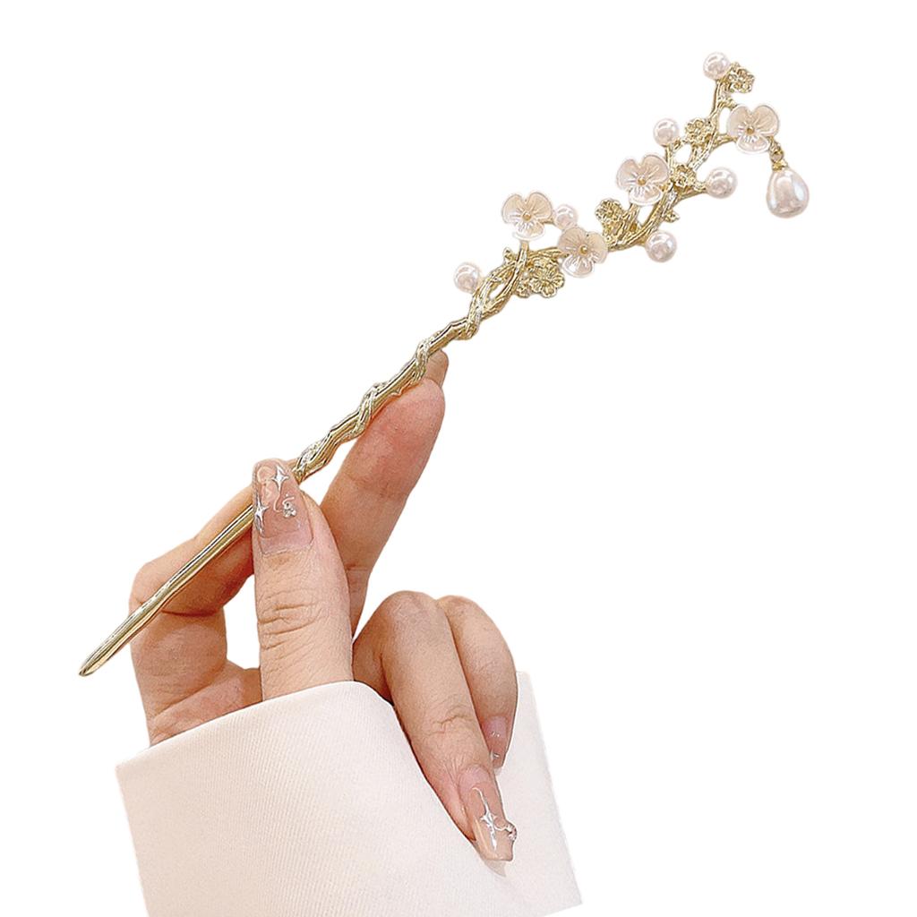 Ancient Style Metal Hair Stick For Women Elegant Hairpin For Wedding Party And Daily Use With Flower and Tassels Decors
