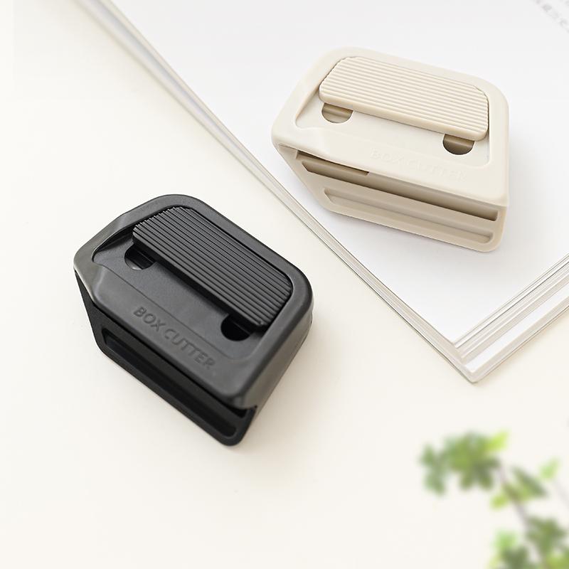 New Automatic Retractable Mini Ceramic Safety Box Cutter - Magnetic Blade (Rustproof, Scratch-Resistant) with Non-Slip Grip