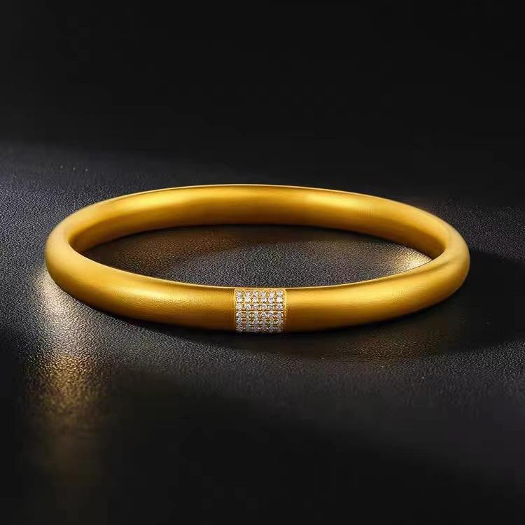 

Vietnamese Heritage Diamond Gold Bangle: Exquisite Frosted Design 64mm