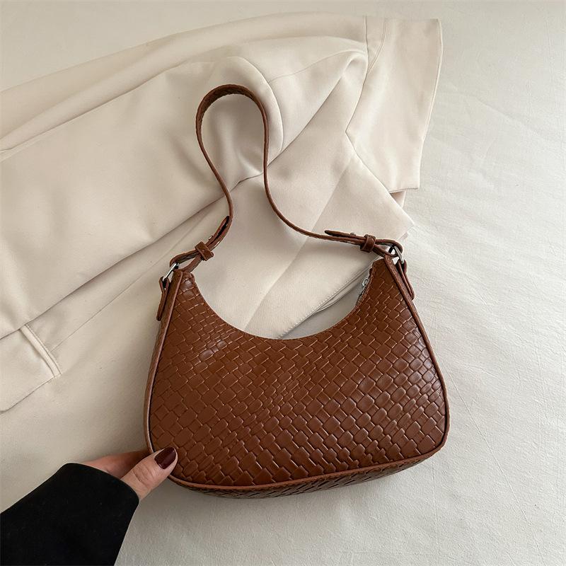 Woven underarm bag small bag tide 2025 spring shoulder messenger bag student dumpling bag minimalist women's bag