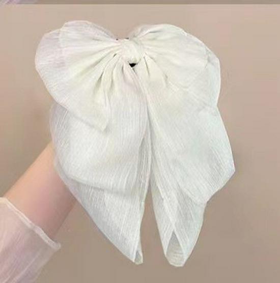 Versatile Pearlescent Bow Claw Hair Clip - Princess Style for Summer and High Ponytails
