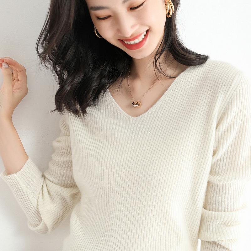 V-neck Knitted Sweater Women's Spring and Autumn Women's Sweater Slim-fitting Solid Color Knitted Long-sleeved Bottoming Versatile Short Top