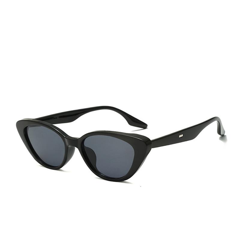 Trendy Cat Eye Sun Glasses Glasses Ladies Luxury Classic Classic Sun Eyeglasses for Ladies Shades UV400 Fashionable Travel Sunglass