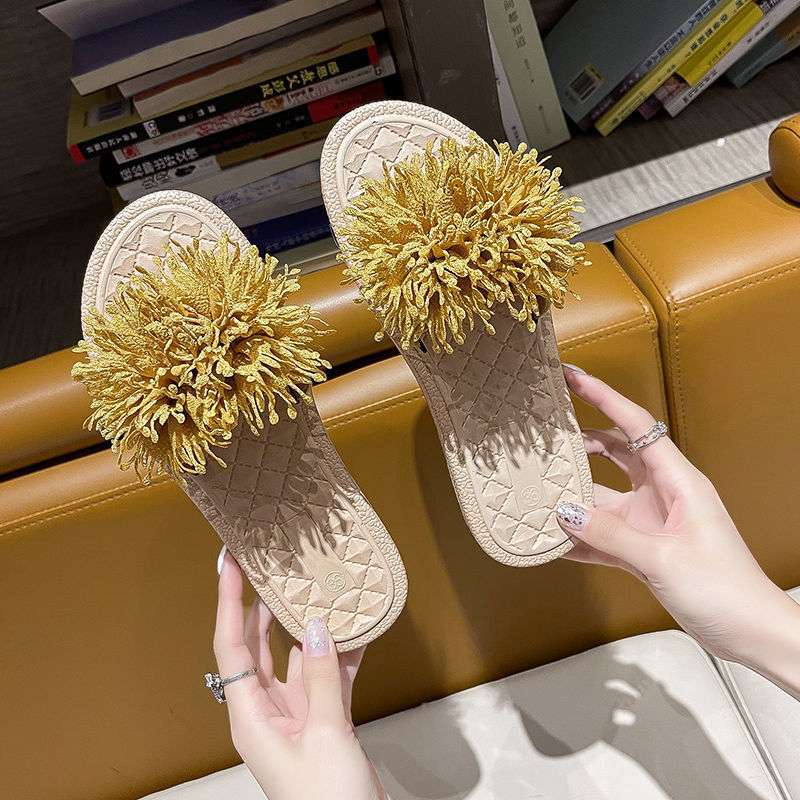 

Cool slippers women s summer outer wear 2025 new versatile fashion flower soft bottom comfortable non-slip flat bottom women s slippers 40