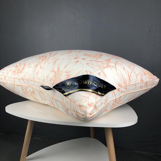Chinese Natural Cotton Single Pillow 100% Polyester Fiber Orthopedic Neck Pillow Hotel Memory Pillow Healthy Sleep Stand 1PC