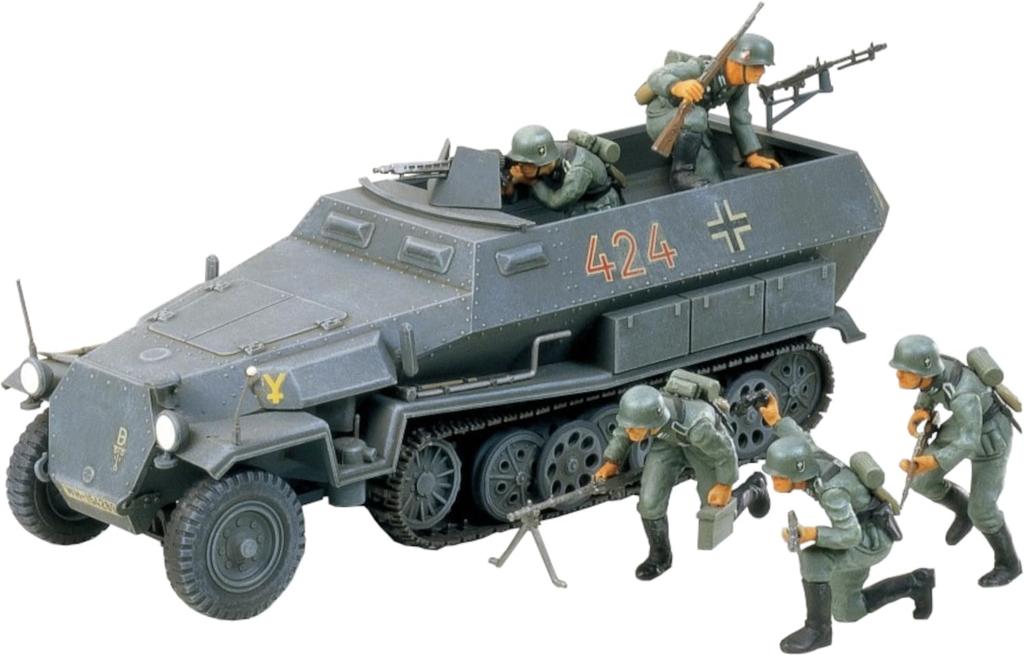Tamiya Military Miniature Series 20 German Hanomag Personnel Carrier Plastic Model Kit 35020 No. 1/35