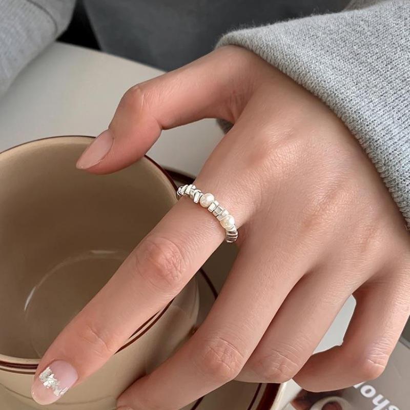 Elegant Korean-Style Sweet Pearl Silver Ring for Women - Handmade Geometric Design, Perfect for Any Occasion.