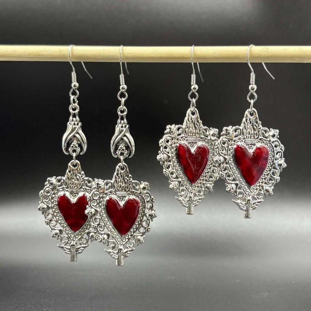 Europäische Gothic Punk Fledermaus Herz Ohrringe - Halloween Stil