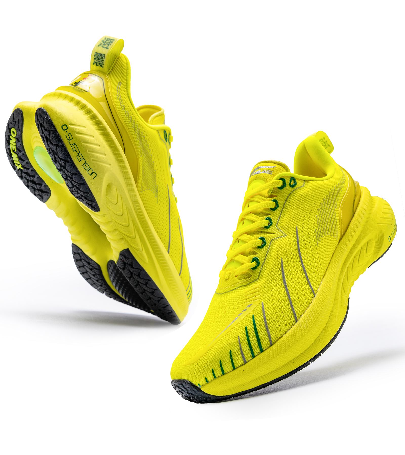 ONEMIXНовинка 2024 года женские кроссовки с мягкой подкладкой осенне-зимние тяжелые беговые кроссовки на шнуровке женские Нескользящие уличные кроссовки для прыжков со скакалкой для танцев 35 жёлтый 7409₽