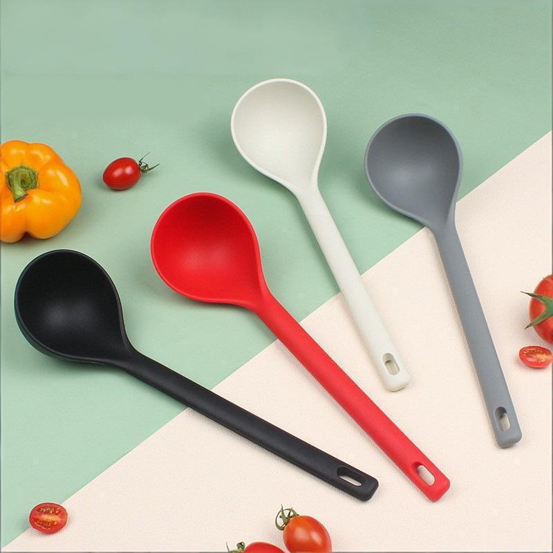 Long Handle Solid Color Non-Stick Silicone Ladle Soup Spoon Heat Resistant Hot Pot Porridge Scoop Japanese Kitchen Utensils