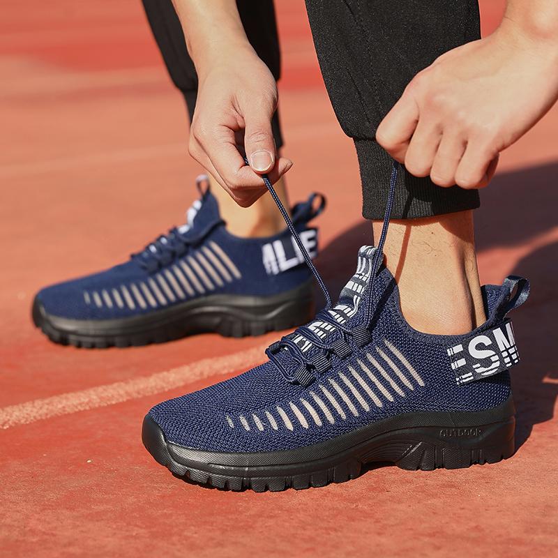

Promotional Summer Men s Shoes Lightweight Durable Mesh Upper Design Breathable Non Slip Sole Outdoor Track Field Running Shoes 36 темно-синього кольору