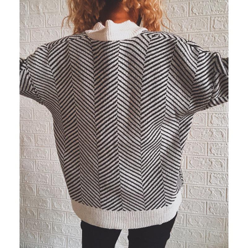 Striped Knitted Cardigan Women's Loose Sweater Single Breasted Buckle Casual Long Sleeved Jacket Warm Comfortable Commuter Tops Autumn and Winter