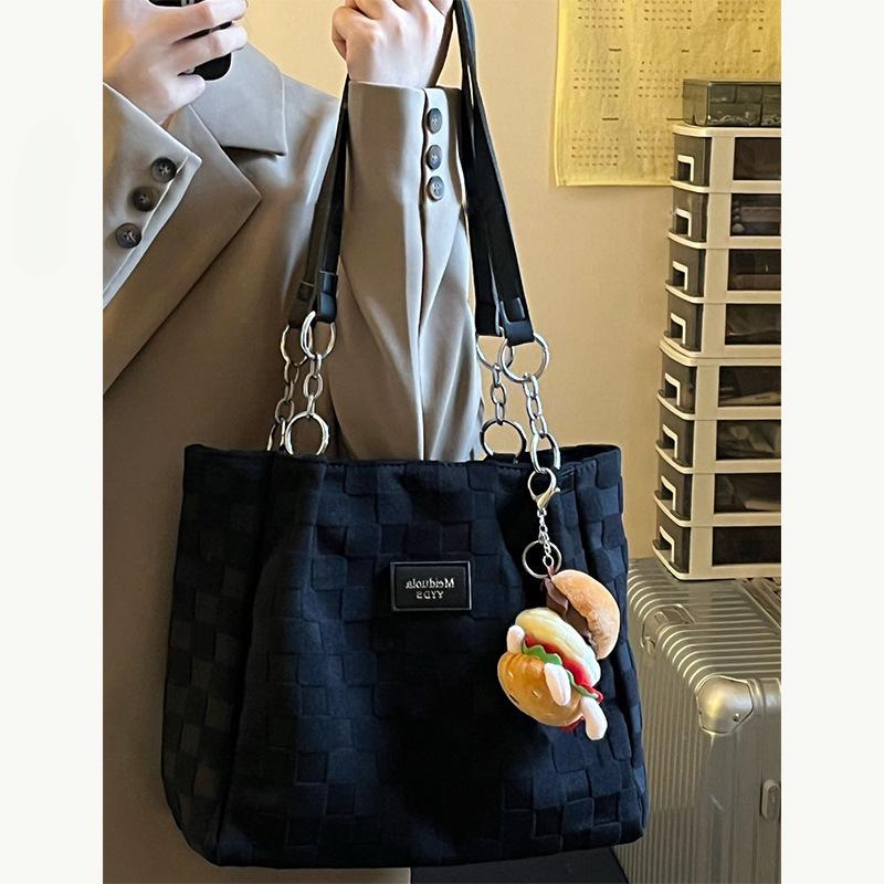 Large Capacity Shoulder Bag for Women Early Autumn New Niche Versatile Class Commuter Bag for Women Hand-held Shoulder Bag for Women