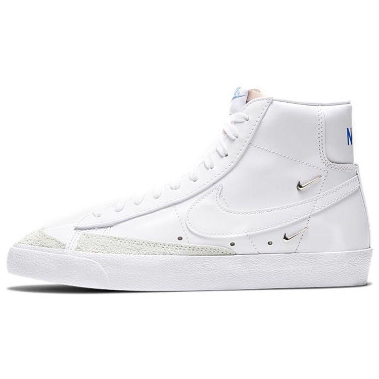 

Nike Blazer Mid 77 SE Sisterhood — женские кроссовки белого цвета с серебристым металликом Hyper-Royal CZ4627-100