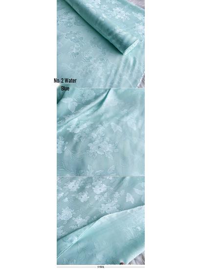 Žakárová látka Hanfu Qipao s otevřeným vzorem Motýli a pivoňky - 100% morušové hedvábí