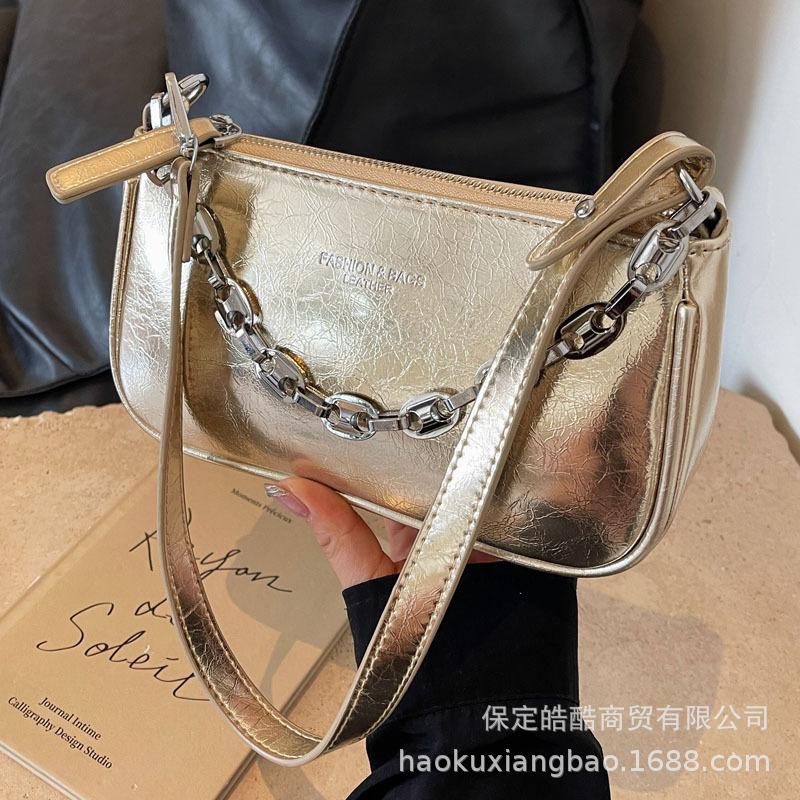 Advanced Sense of Foreign Style Chain Small Bag 2025 New Women's Bag Popular Popular Versatile Messenger Bag Super Fire Small Square Bag