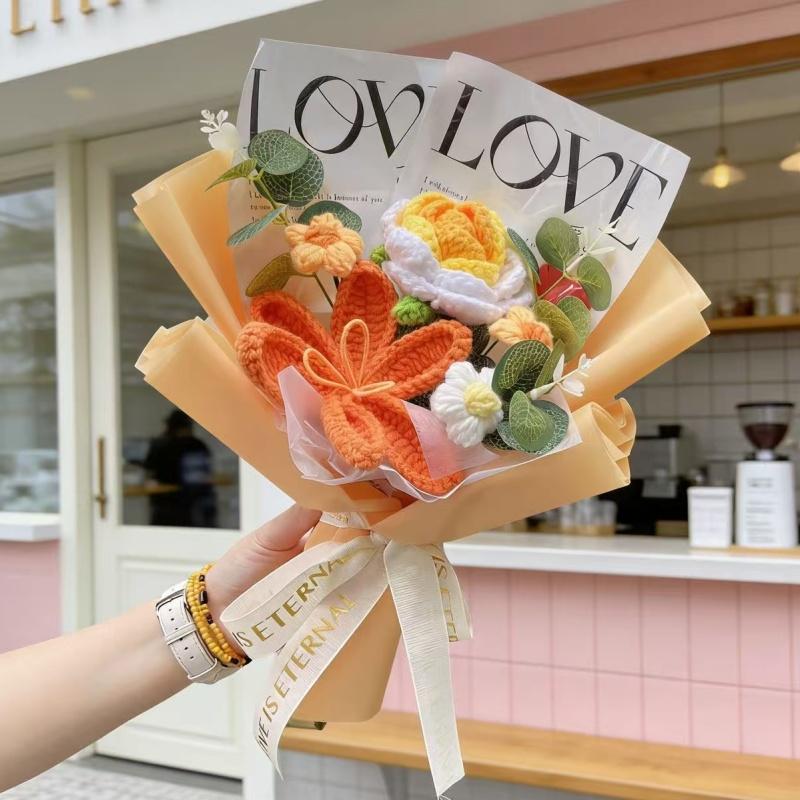 Artificial Crochet Roses Tulip Finished Knitted Flower Bouquets Creative Christmas Birthday Valentine Graduation Gifts