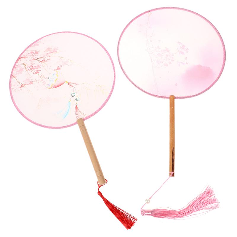 Chinesischer Runder Handfächer Vintage Druck Seidenfächer Antike Quaste Tanzhandfächer Cheongsam Tang Anzug Hochzeitsfeier Accessoires