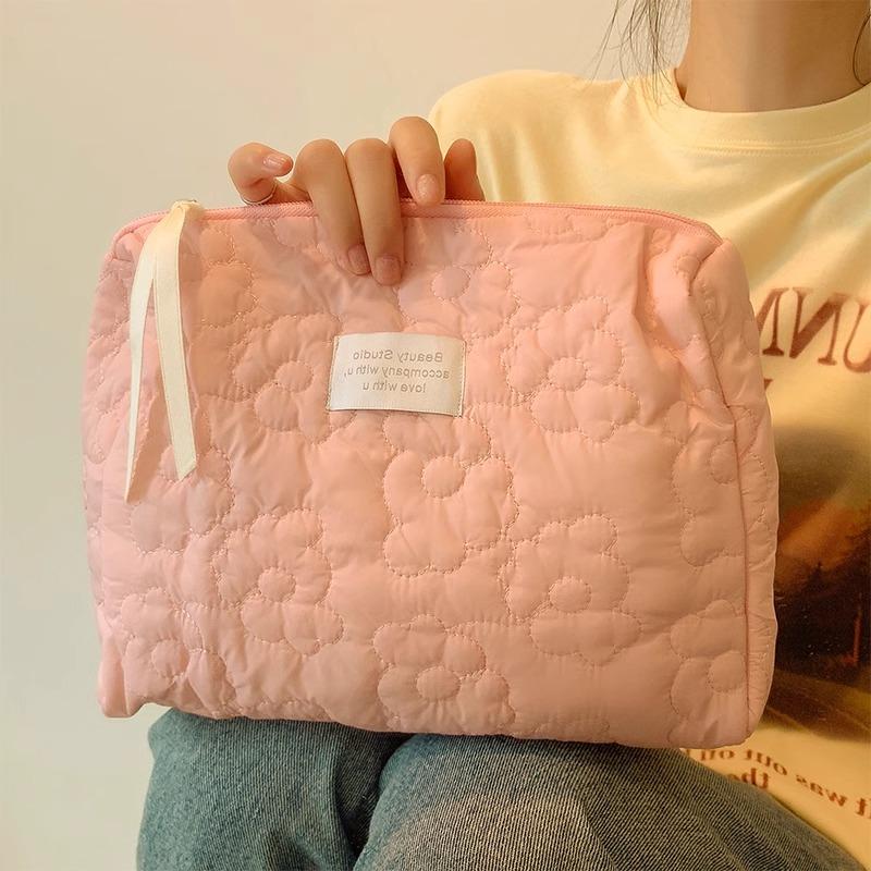 Soft Flower Pattern Women Makeup Bag Toiletries Cosmetic Organizer Zipper Bag Travel Wash Pouch Cosmetic Bag Female Make Up Bags