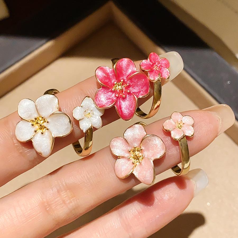 European & American Drip Oil Metal Flower Double-layer Ring: High-end Versatile Index Finger Jewelry