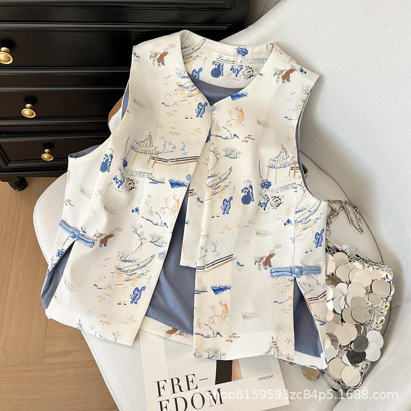 Embroidered button-down vest jacquard brocade weaving gold cardigan