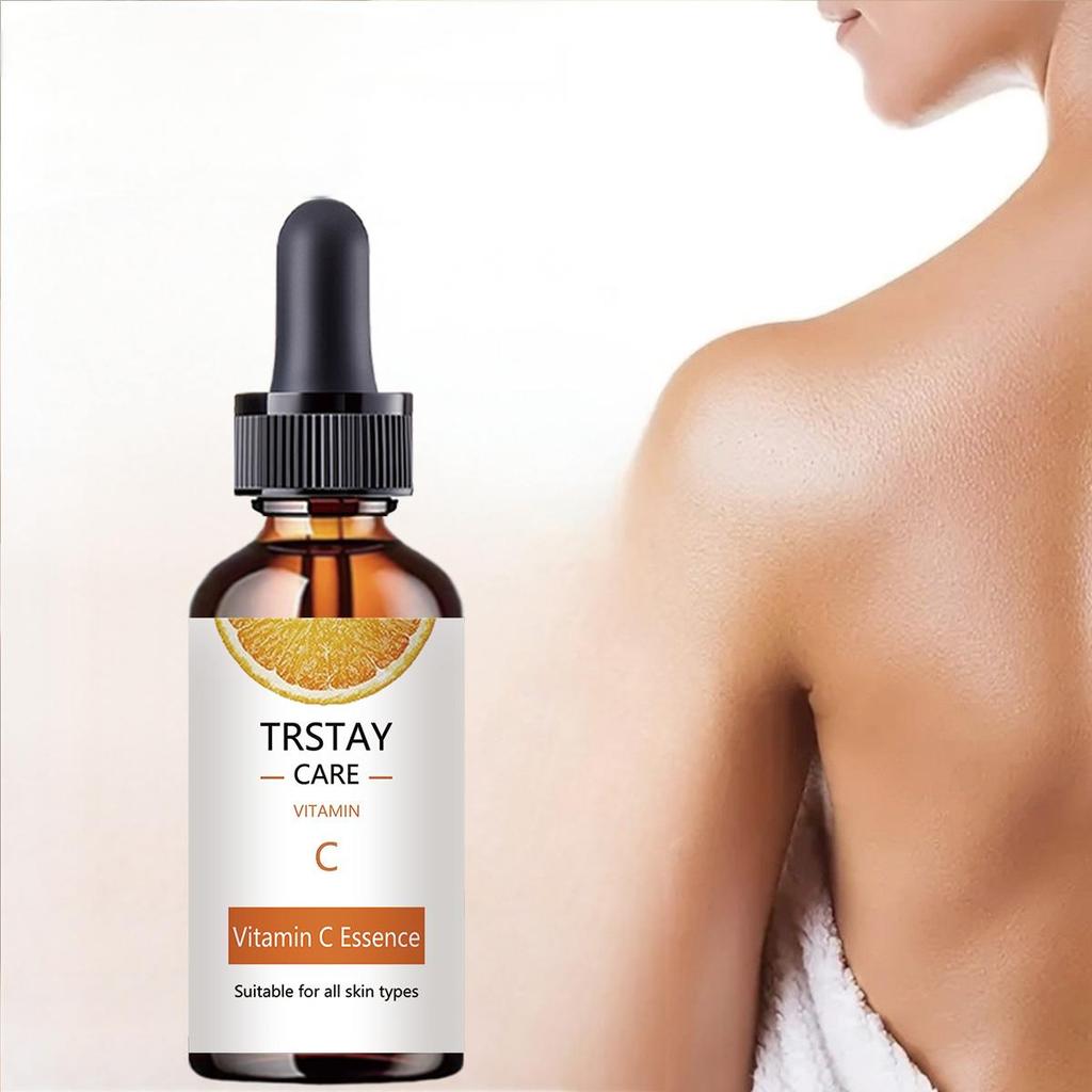 Bělicí esence pro péči o pleť obsahuje vitamín C, antioxidant, hydratační a zvlhčující esenci a vyživující pleťovou vodu.