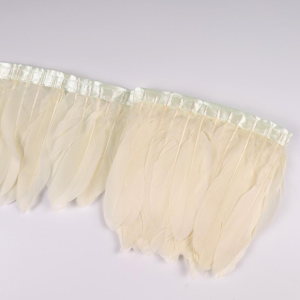 Bordures en Plumes d'Oie Ruban Franges 2 Yards/pièce Couture Artisanat Plume dans Robe Jupe Décoration Murale pour Vêtements de Fête