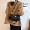 Small bag women's autumn and winter versatile new retro messenger bag simple shoulder armpit bag