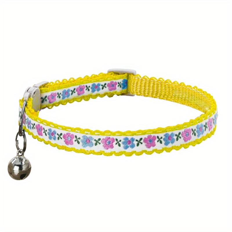 Exquisite floral bestickte Katzenhalsbänder, verstellbare und strapazierfähige Haustierhalsbänder, Katzenzubehör, niedliches Katzenhalsband mit Glöckchen   Perfekt