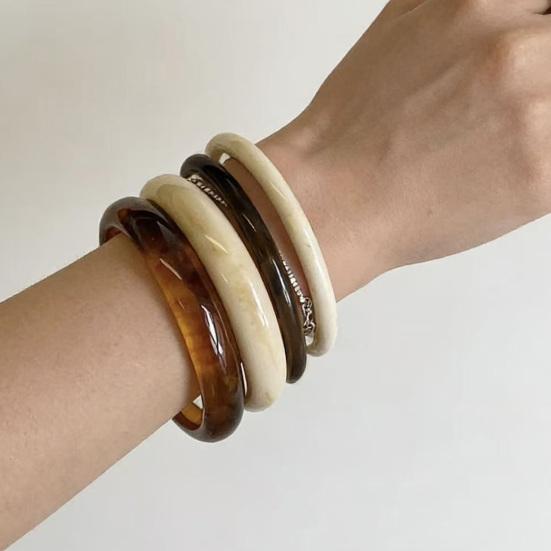 4Pcs/Set Retro Style Bangle Set, Lightweight Stackable Women Bracelets, Smooth Polished Surface Versatile Bangles for Daily Wear
