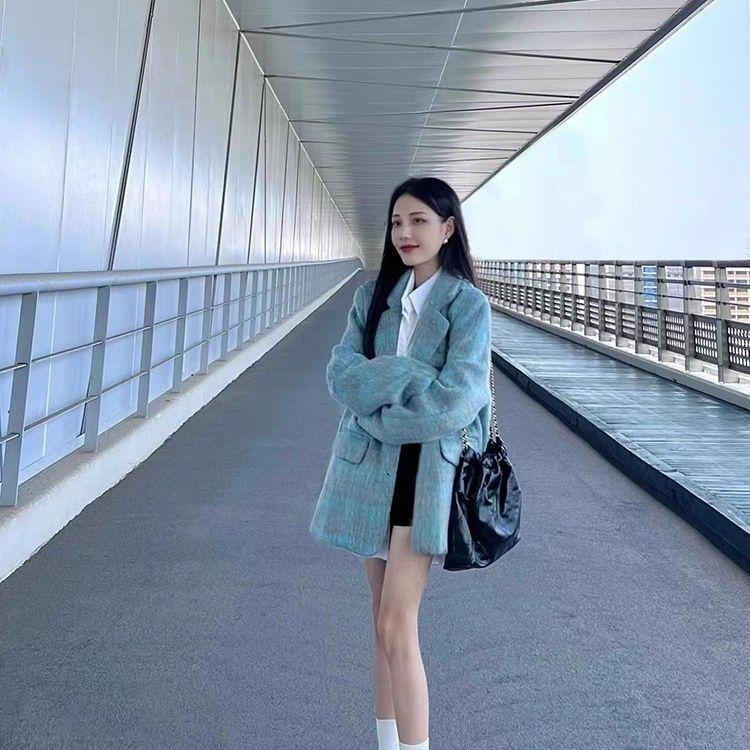 Stylish Plaid Woolen Coat for Women, Perfect for Spring and Fall Outfit