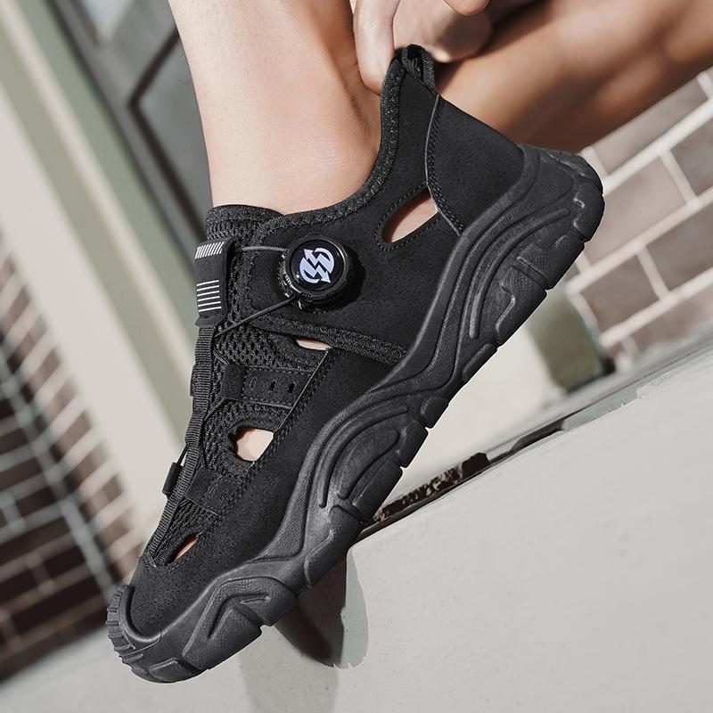 Outdoor Sports Sandals Men Rotary Buckle Hiking Sandals Summer Hollow Out Beach Shoes Breathable Men's Sandals  Sandalias Hombre