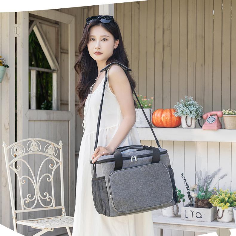 Large Insulated Cooler Bag, Waterproof Thermal Lunch Tote with Thick Aluminum Foil for Picnic & Car