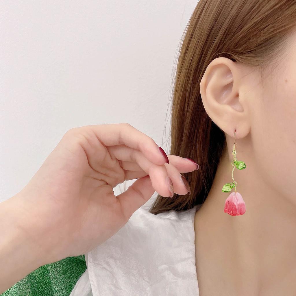 Elegant Tulips Leaf Earrings Delicate Floral Drop Earrings Charming Ear Jewelry Flower Pendant Earrings for Daily Party