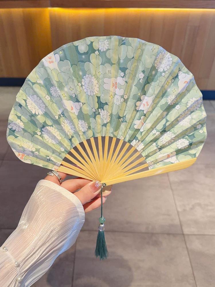 Cute Shell-Shaped Folding Fan for Spring Outings, Hanfu Photoshoots, New Chinese Style, Summer Cooling, Daily Use, Portable Small Folding Fan