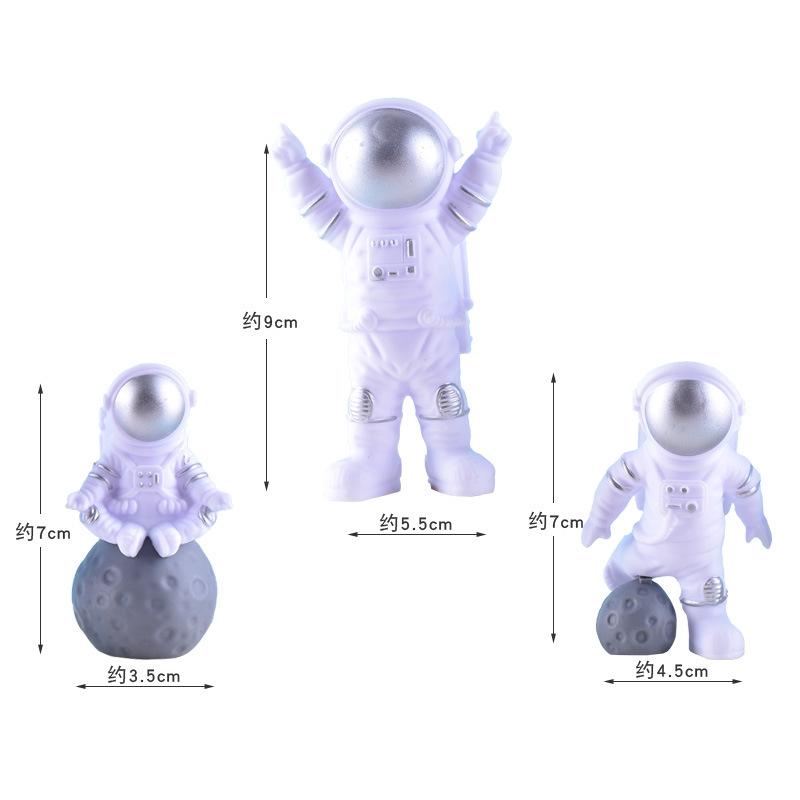 

Украшение для торта на день рождения, Фигурки космонавтов, Космонавты, Планеты, Космические шаттлы, Ракеты, Модели, Детские украшения для торта Pack of 1