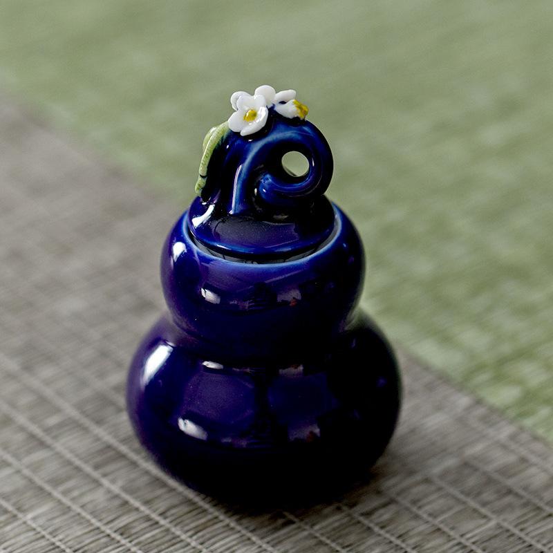 Creative Ceramic Small Tea Pot Kiln Turned Vintage Storage Candy Jar Portable Tea Set Accessories Medicine Powder Food Container