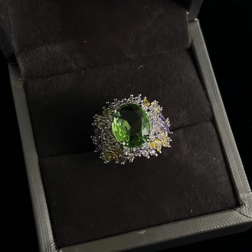 Heavy Industry Mint Green Treasure Ring High Niche Design Full of Diamonds Temperament Versatile Ring