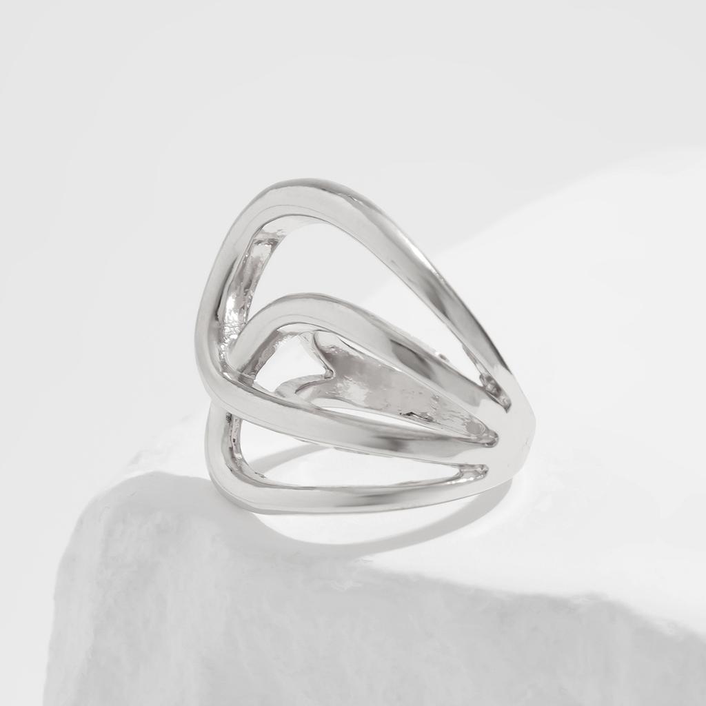 Hip-Hop Futuristic Metal Glossy Bracelet, Trendy Geometric Texture Water Drop Hug Bracelet Woman