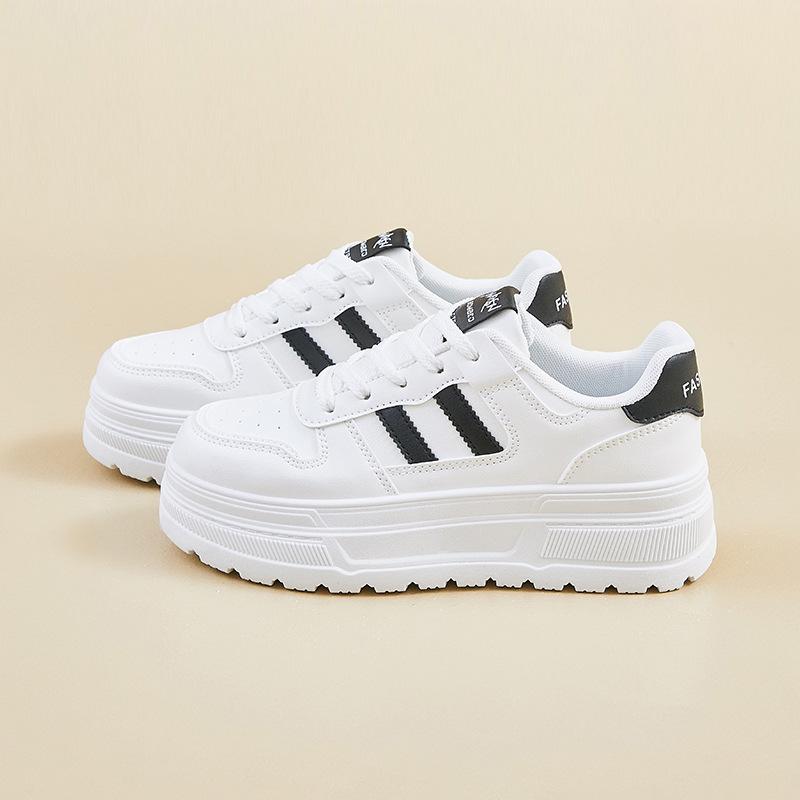 thick-soled women's spring new height-increasing feet, long-board shoes, women's shoes, versatile casual sports shoes