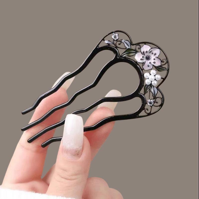 Elegant U-shaped Tassel Hairpin: Versatile Ancient Style Accessory for Updos