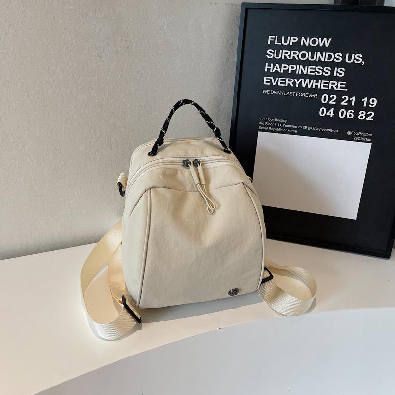 Simple texture trend casual foreign style niche design backpack 2025 summer new personalized women's backpack