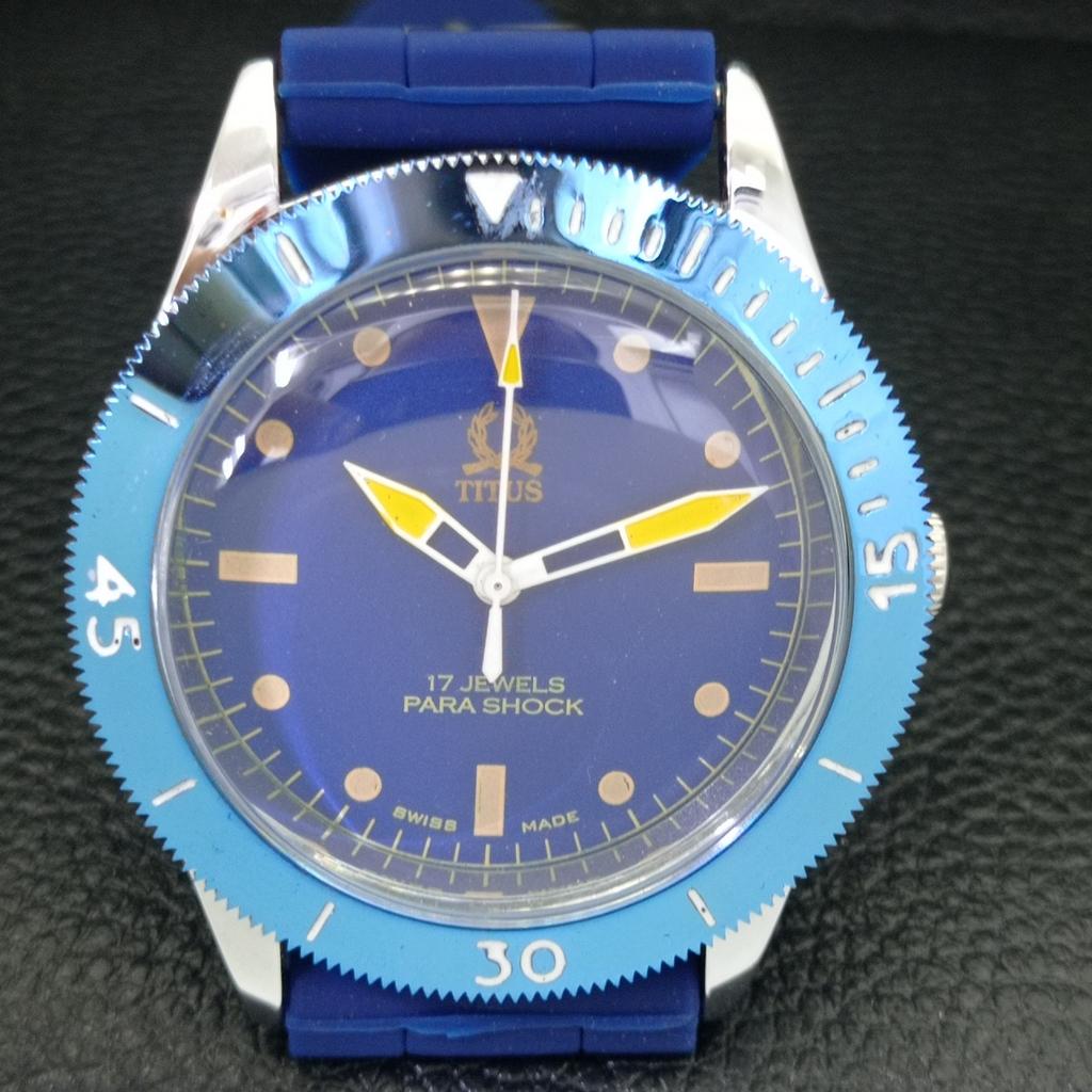 REFURBISHED MENS 40MM TITUS SWISS TURNABLE BEZEL BLUE DIAL WATCH a432735-2 R113-a432735