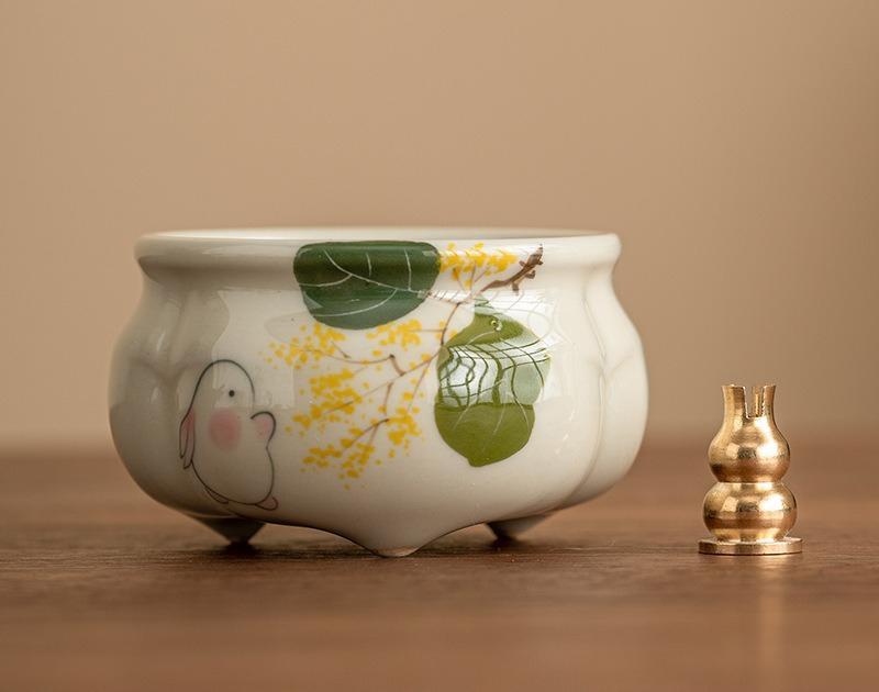 Emerald Green Asparagus Fern Three-Legged Incense Burner Home Indoor Chinese Zen Tea Set Ceramic Aromatherapy Stove Tea Ceremony