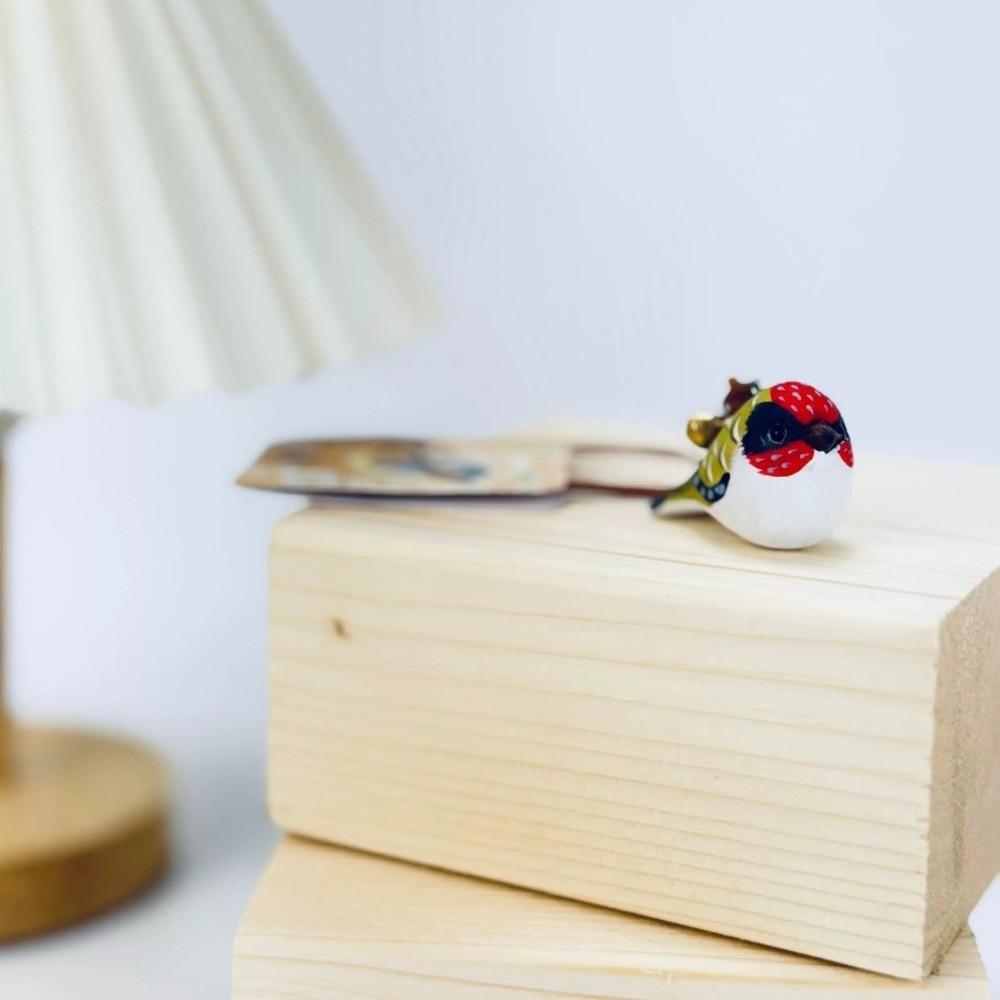 Cartoon Wood Carving Keychain Sparrow Brids Key Ring Unique Wooden Bird Pendant  Bag Hanging