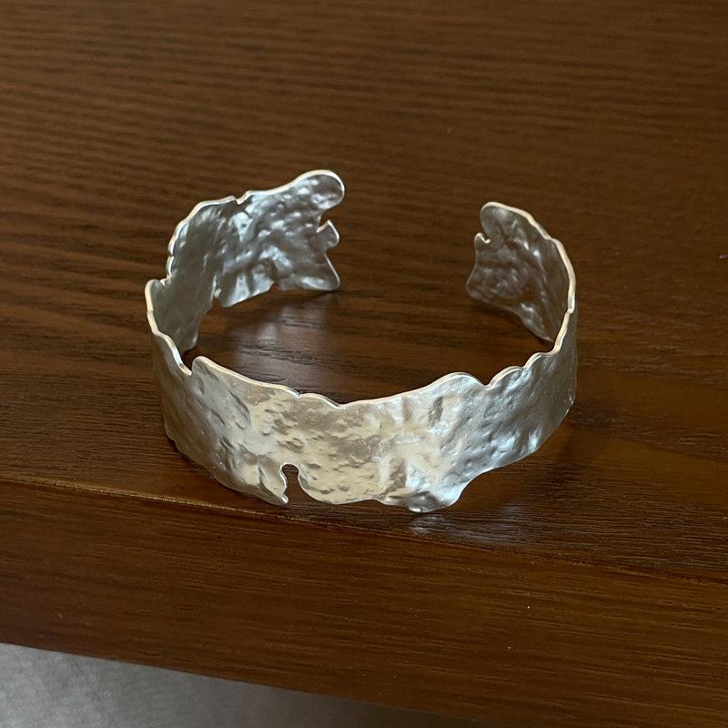 Cross-fold irregular opening bracelet personality trend temperament bracelet design sense niche jewelry women