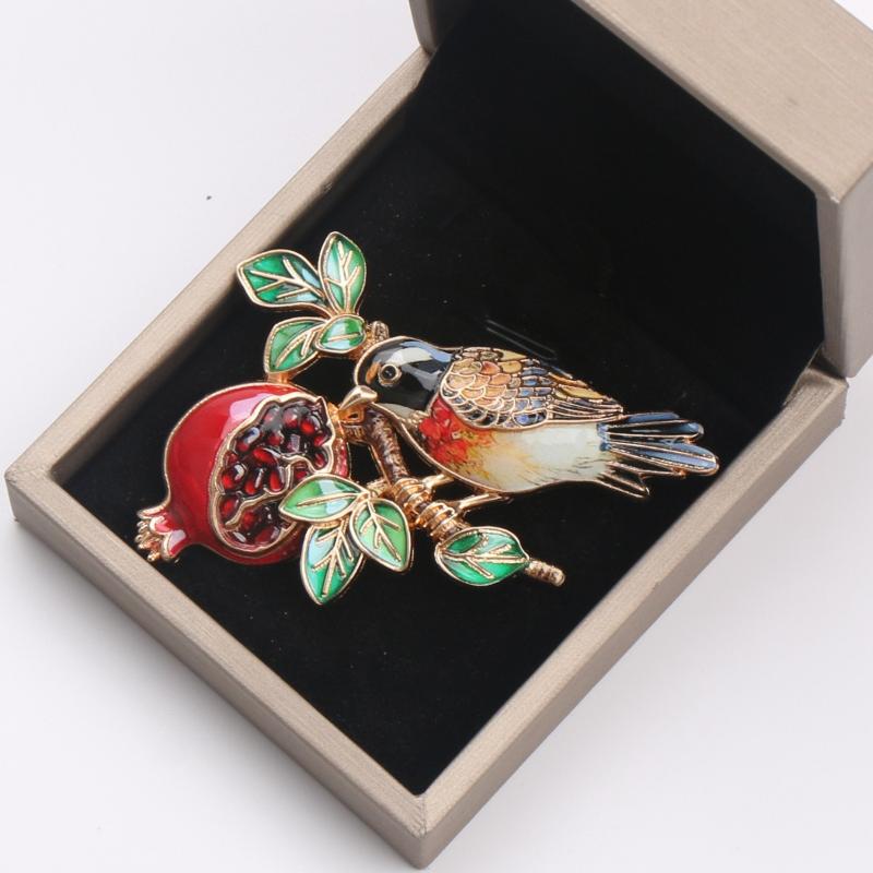 Schöne Vogel- und Granatapfel-Broschen für Damen Unisex Schöne Tier-Früchte-Blumen Party Lässige Broschen-Pins Geschenke