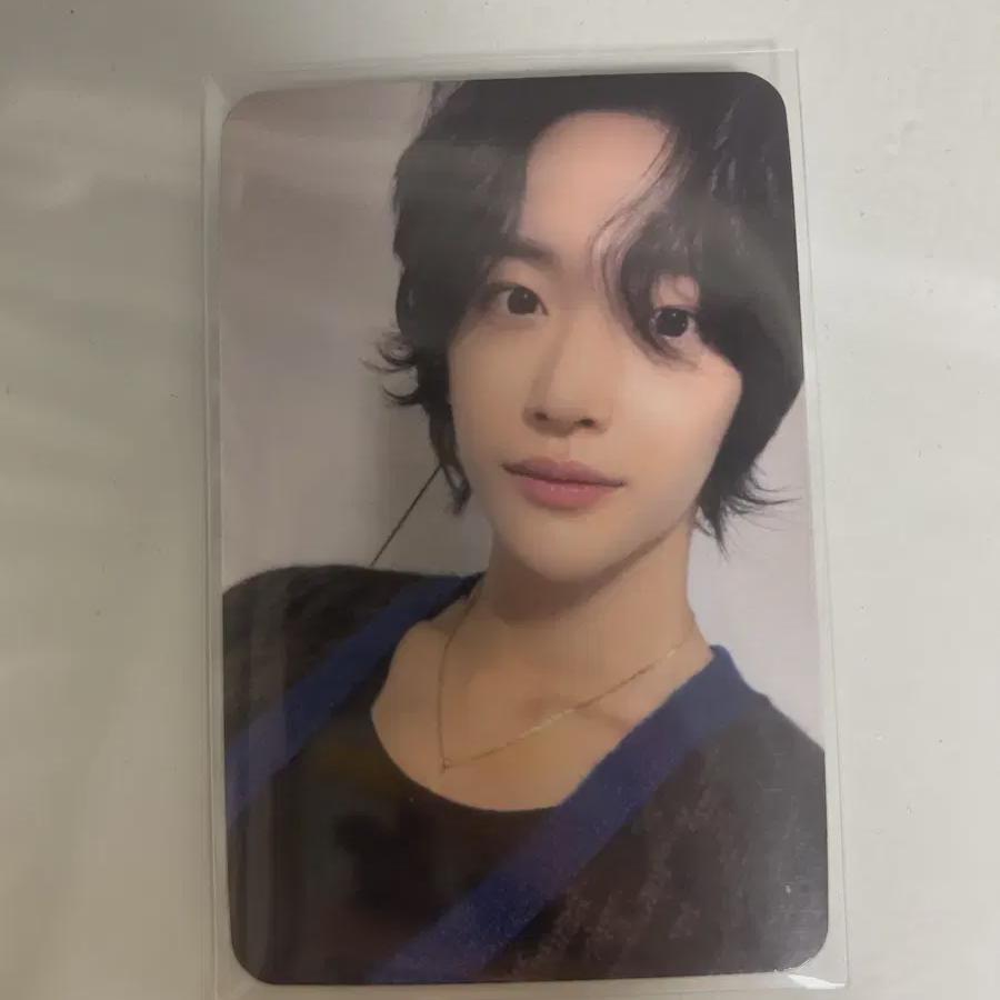 

Riize Wonbin Get Guitar Apple Music Sell Are Booming!!